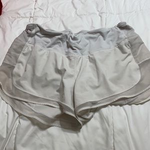 White lulu shorts size 12